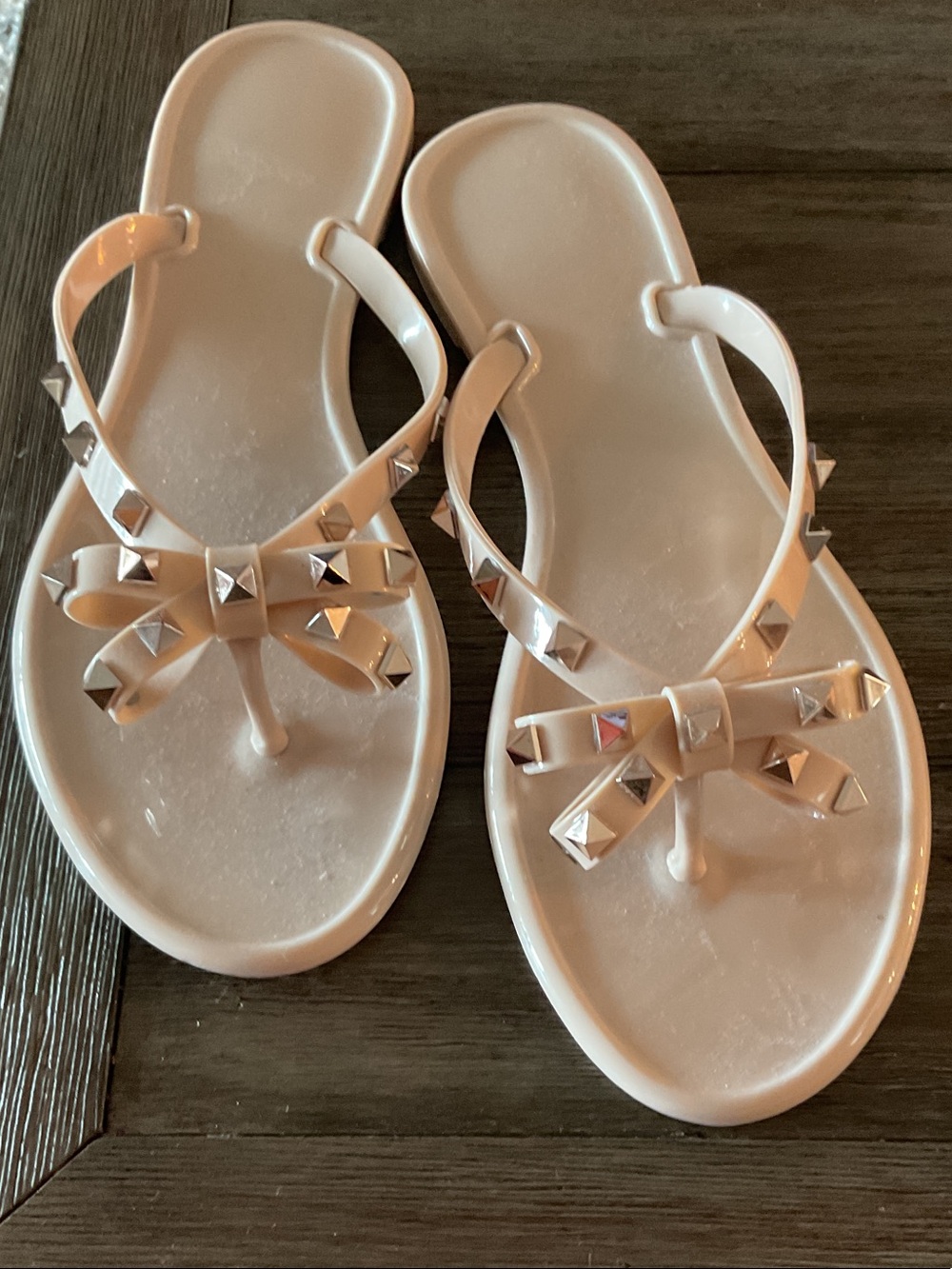 Women’s Studded Bow Jelly Sandals - Cream